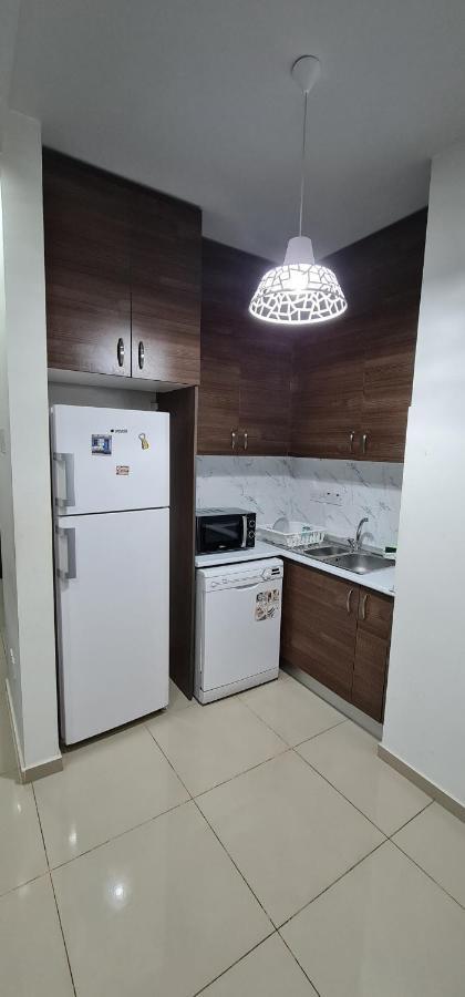 Oytam Apt Nicosia Luaran gambar