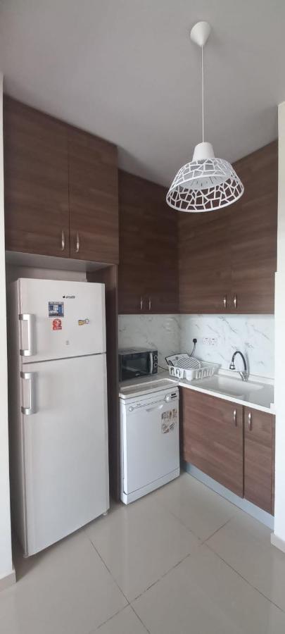 Oytam Apt Nicosia Luaran gambar